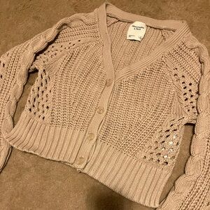 Abercrombie & Fitch sweater